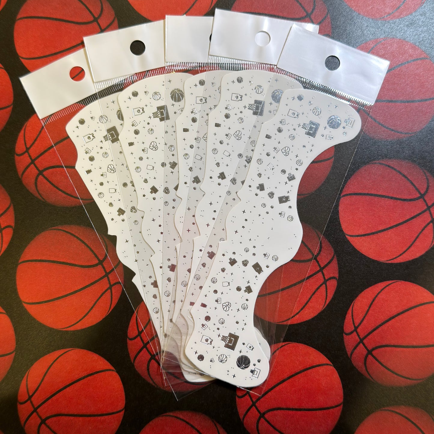 Silver Free Throw freckles